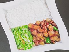 小炒鸡腿肉饭-荀记肉夹馍(三八家乐福店)