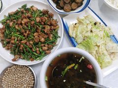 -倪氏兄弟尖椒鸡(云报华府店)