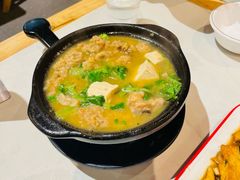 -白卫东白记砂锅(管城街店)