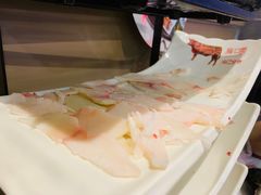 -左庭右院鲜牛肉火锅(金山万达店)