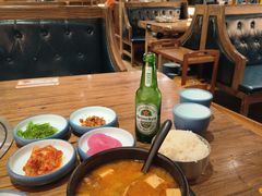 -明洞阿姨·韩式酱蟹烤肉·创意料理(三元桥店)