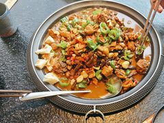 -侯志伟老街炒鸡(广济街店)