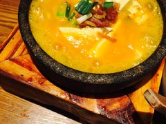 -云海肴·汽锅鸡·云南菜(天山百盛优客店)