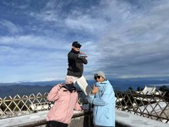 -峨眉山报国寺