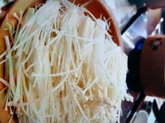 -龍歌自助小火锅(市南金茂湾店)