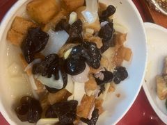 -侬佳蒸菜馆(听潮店)