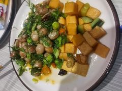 -小船渔村·大连菜·大连焖鱼(黄河路店)