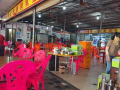 -黄记四更烤乳猪店