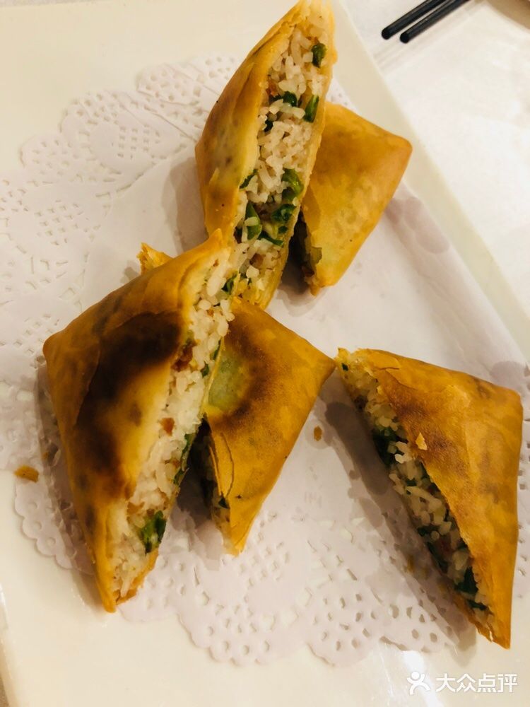 店庆时候去，中午2点以后这边的食堂都不营业了