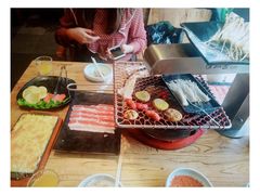 -青古韩式炭火烤肉店