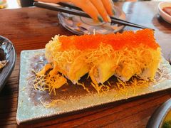 招牌蟹黄卷-桃太郎寿司料理(南坪店)