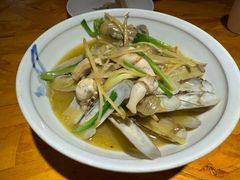 -琥珀老六龙虾(四里河店)