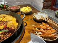 -四小区火锅·巷子里的重庆火锅(花照壁店)