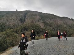-梅岭月亮湾山体公园