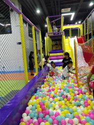 -蹦贝运动中心·蹦床·攀岩·闯关(龙岗店)