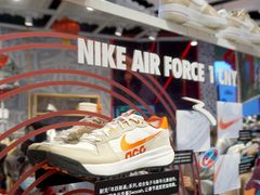 -NIKE KICKS LOUNGE体验店(北京新中关店)