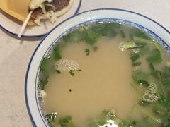 -烤鸭肉夹馍鸭汤店