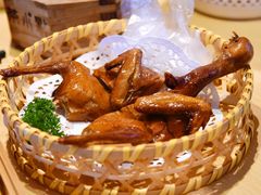 金牌脆皮乳鸽-茶小点(丽悦新天店)