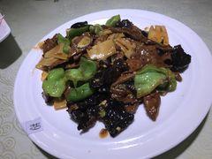 溜干尖-东四民芳餐厅(世茂工三店)