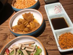 -明洞阿姨·韩式酱蟹烤肉·创意料理(三元桥店)