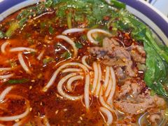 -云阿蛮云南生烫牛肉米线(奉贤路店)