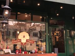 门面-Pie Bird(新闸路店)