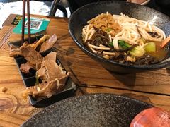 -俏湘私房菜(国贸店)
