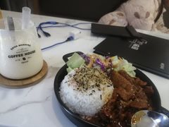 -喵园·猫主题咖啡厅·撸猫·猫咖(国贸店)