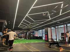 -懒人Club健身(卓越时代广场店)