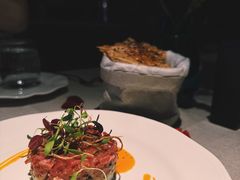 牛肉塔塔配牛油果黑橄榄酱-Solo(衡山路店)