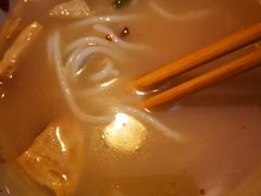 -小蛮妞家螺蛳粉(凯旋路店)