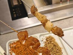 沾芝麻和细料-白玉·朝鲜族烤串(深圳Kkone店)