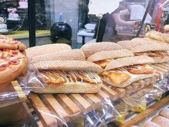 -华荣西饼屋(金禧店)