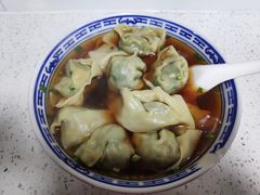 菜肉馄饨-古徽州馄饨店(宝安路店)