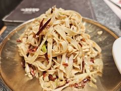 炝拌干豆腐-草家酱蟹炭火烤肉店(珲春南路一店)