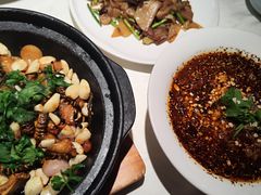 -江城小馆陕南妈妈菜·全球旅行餐厅(钟楼店)