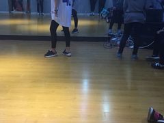 -零下舞度·街舞连锁机构(万科中心店)