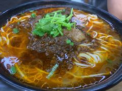 牛肉面-耙豌豆重庆小面
