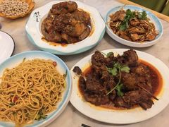 -川人川菜馆·小龙虾·鲜虾现做(黄山路店)