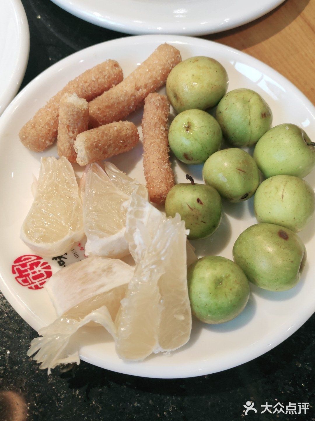 今天过节带着家人一起来吃吃，感觉食材挺新鲜的哟