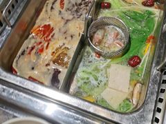 -椒香城门口重庆老火锅(美颂广场店)