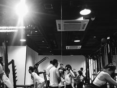 -一兆韦德健身(张杨路店)