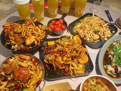 -巴厘龙虾·榜首油焖大虾(音乐学院·沿江酒馆店)