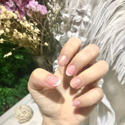 -花岐款式专研健康美甲沙龙