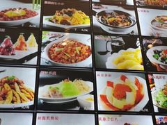 -95号酱骨·一块豆腐(展春园西路店)
