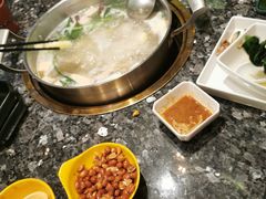 -一席地·本地鸡窝·杭帮鸡火锅(萧山银隆百货店)