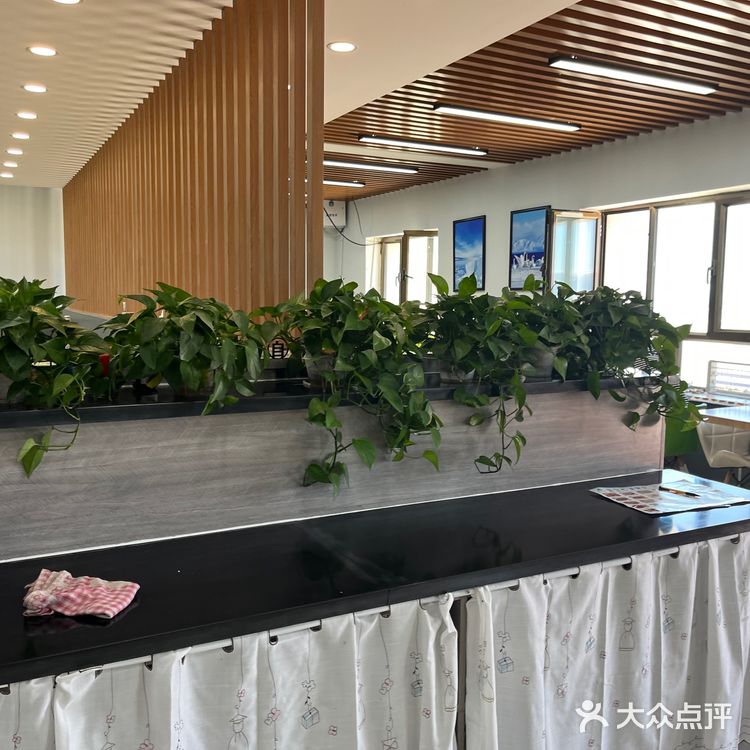 赛里木湖点将台餐厅