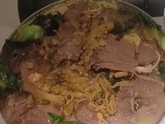 -鑫花溪牛肉米粉(凤凰街创始总店)