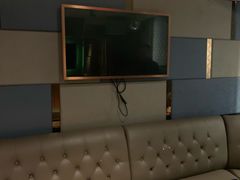 -乐界KTV(虹桥中心店)