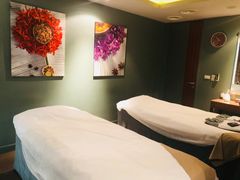 -Let’s Relax Spa(Terminal 21 Asok)